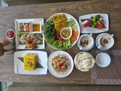 Deluxe Central - Mountain King — Flamingo Cát Bà Resort Managed by Flamingo Hotels & Resorts