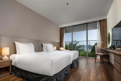 Deluxe Central - Ocean Twin — Flamingo Cát Bà Resort Managed by Flamingo Hotels & Resorts